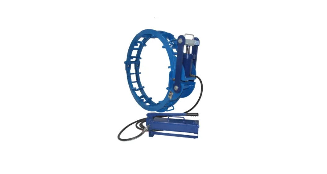 Hand Lever Cage Clamp in Naples, Italy